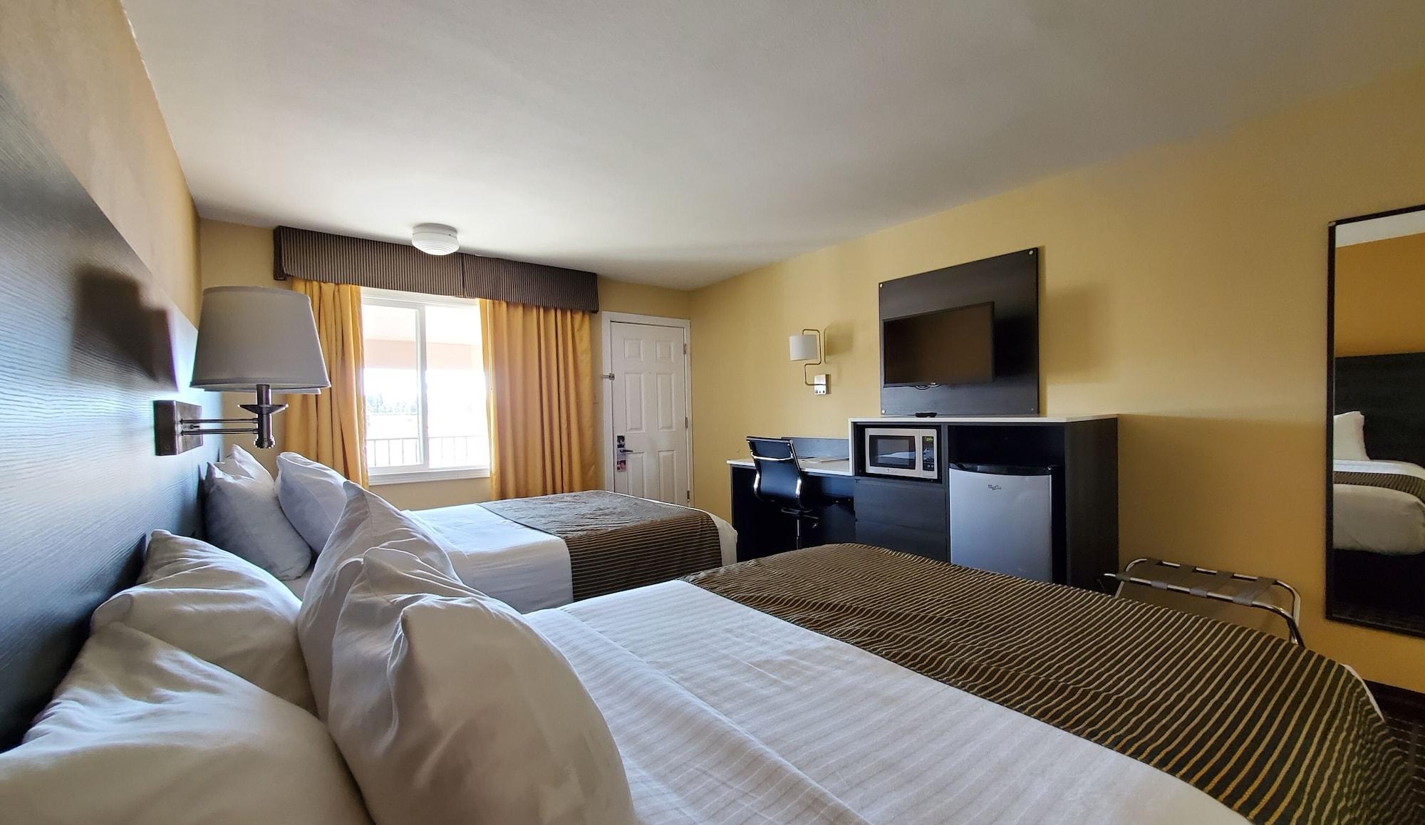 Ramada By Wyndham Flagstaff East Hotel Eksteriør billede